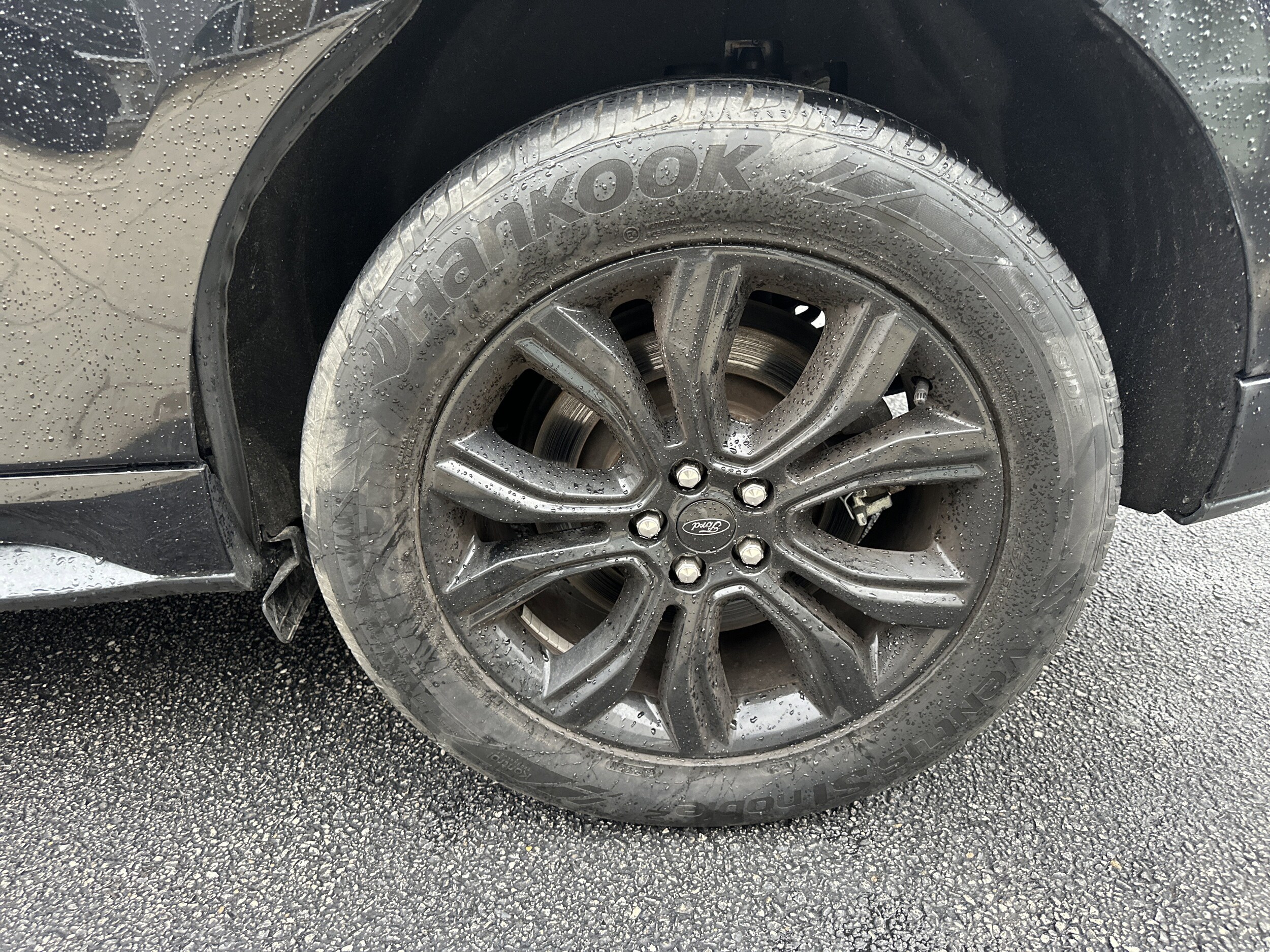 2022 Ford Edge SE photo 4