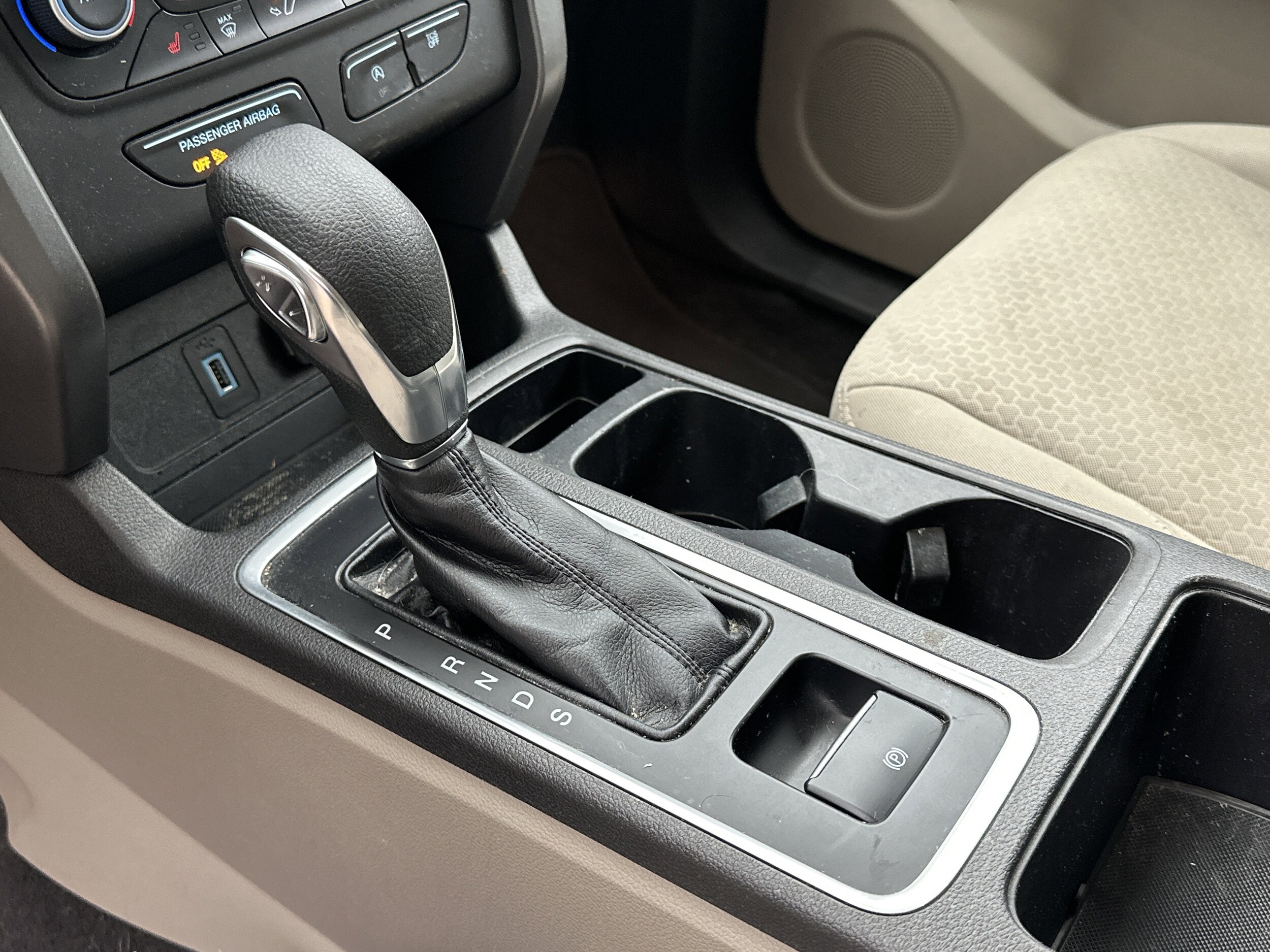 2018 Ford Escape SE photo 4