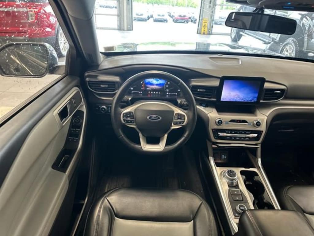 Used 2023 Ford Explorer XLT SUV