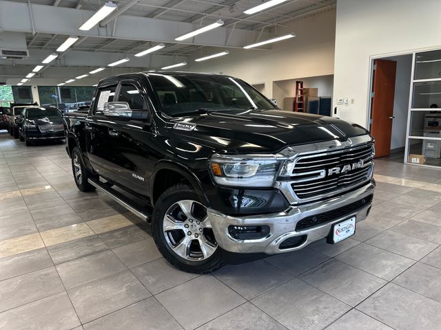 2019 RAM 1500 Laramie 4x4 Crew Cab 5'7's photo
