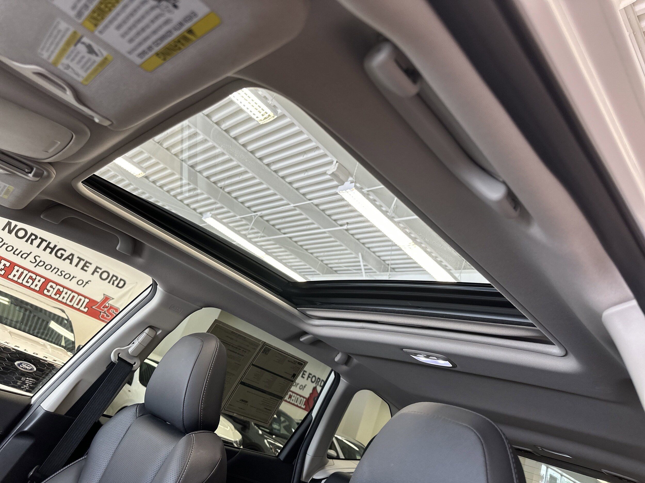 2022 Subaru Forester Limited photo 4