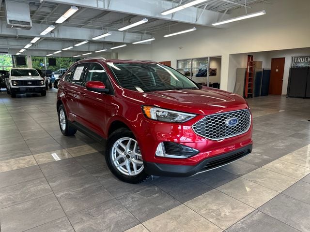 2023 Ford Edge SEL AWD's photo
