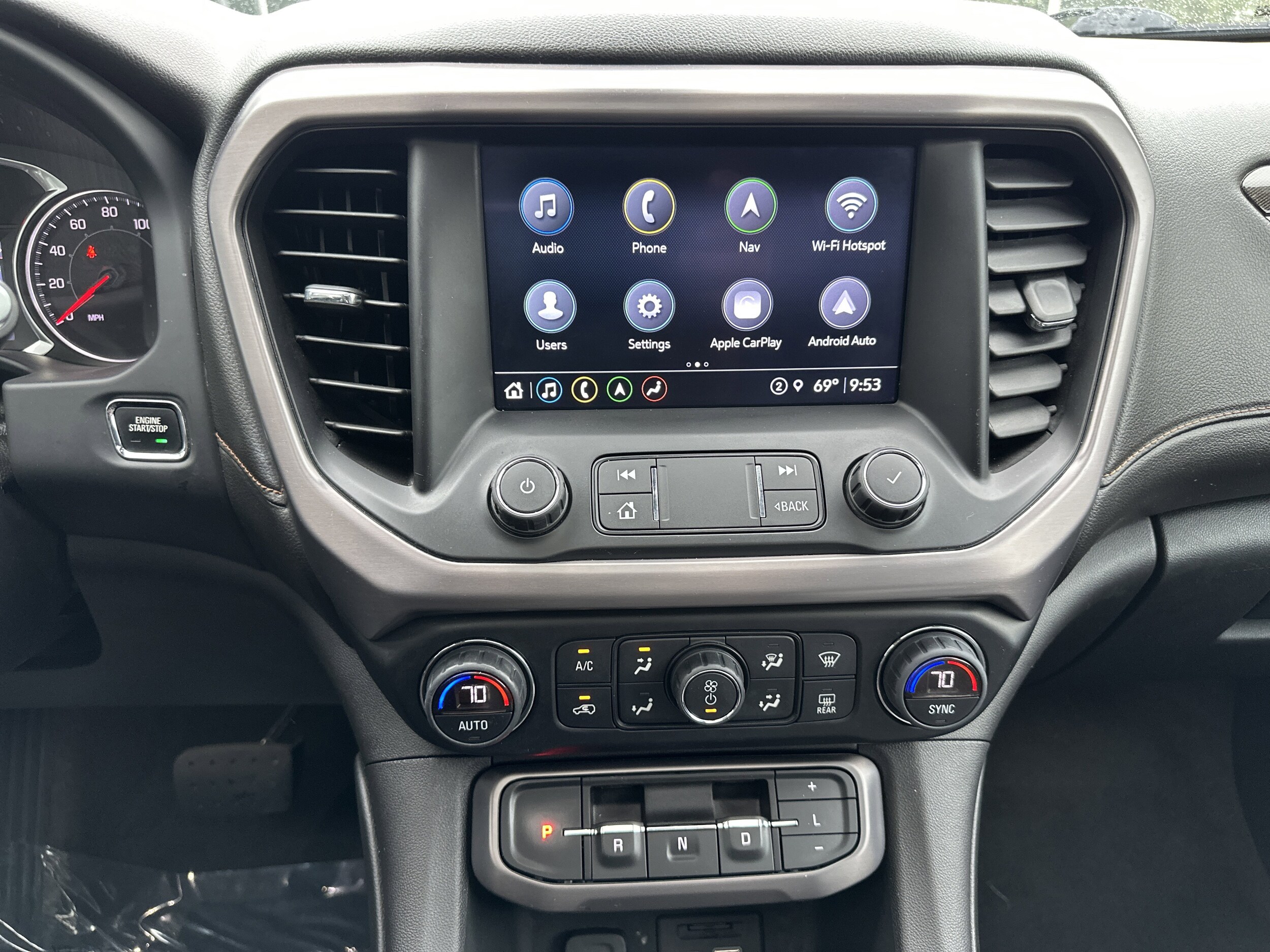 2022 Gmc Acadia AT4 photo 2
