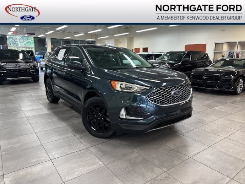 Used 2024 Ford Edge SEL SUV