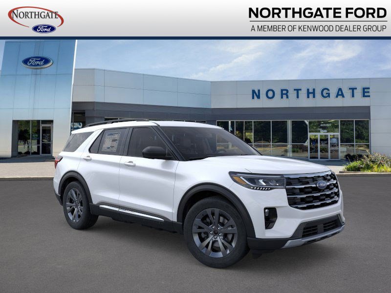 2025 Ford Explorer Active's photo
