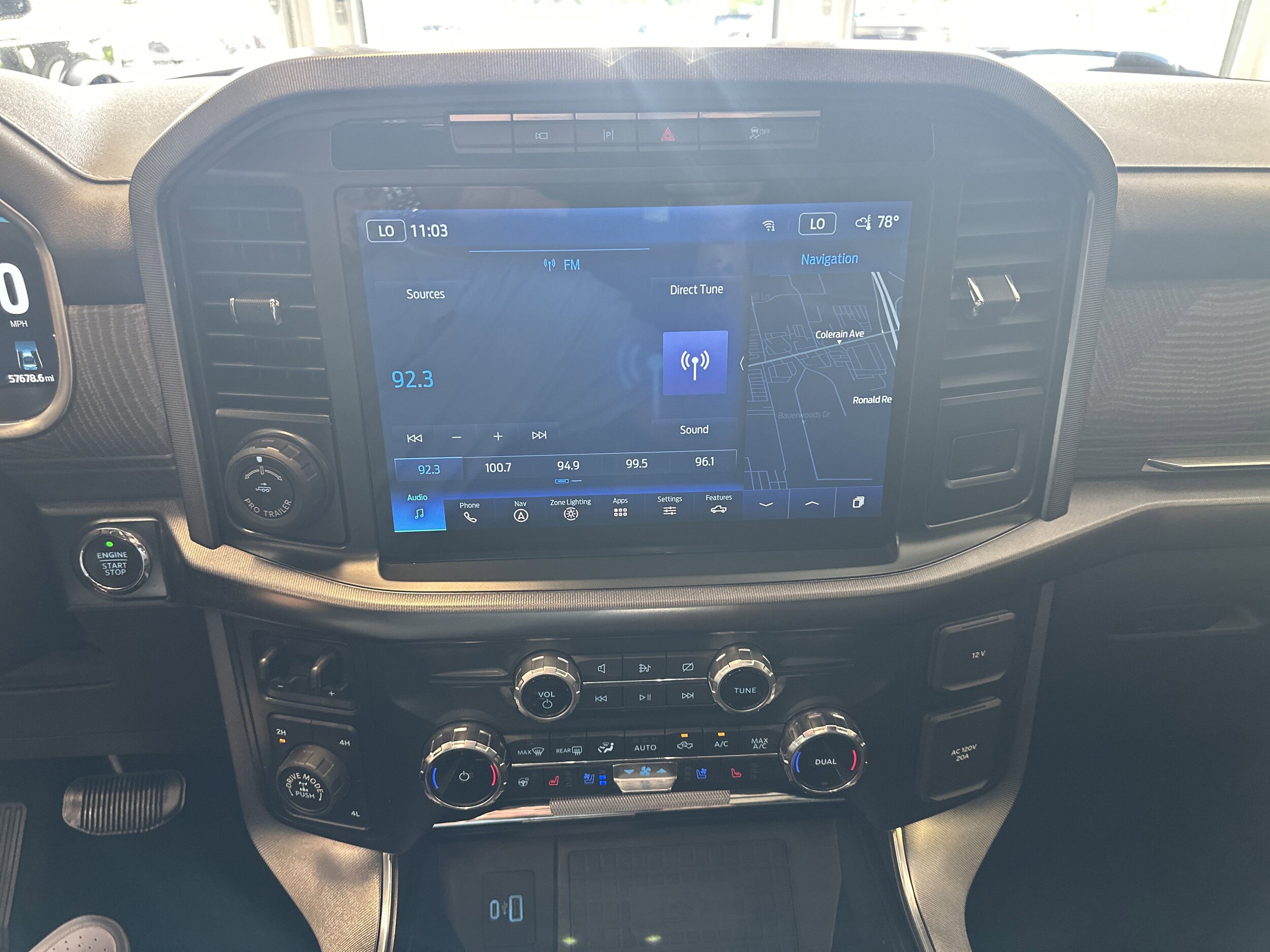 2022 Ford F-150 Platinum photo 3