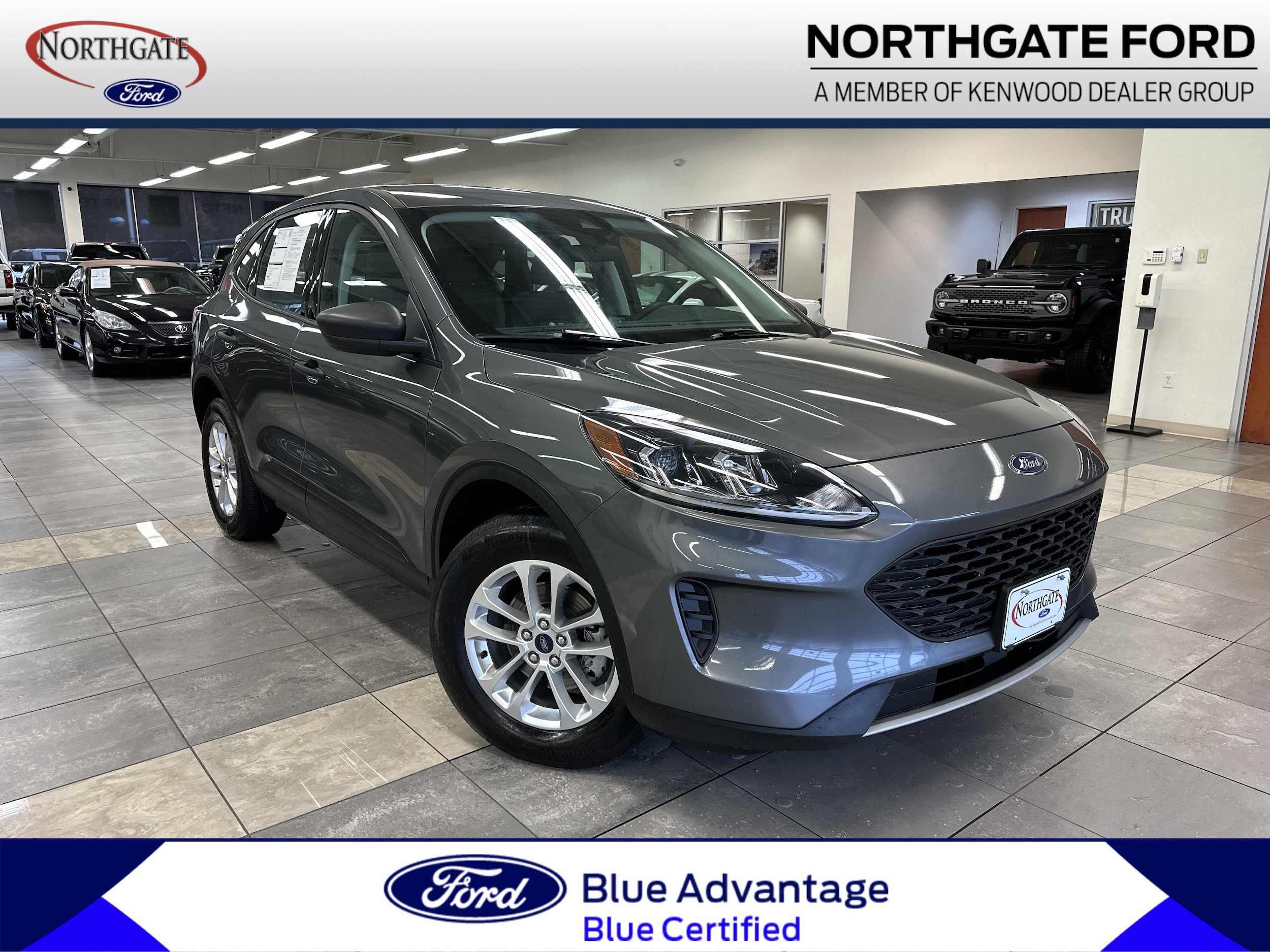 2022 Ford Escape S's photo