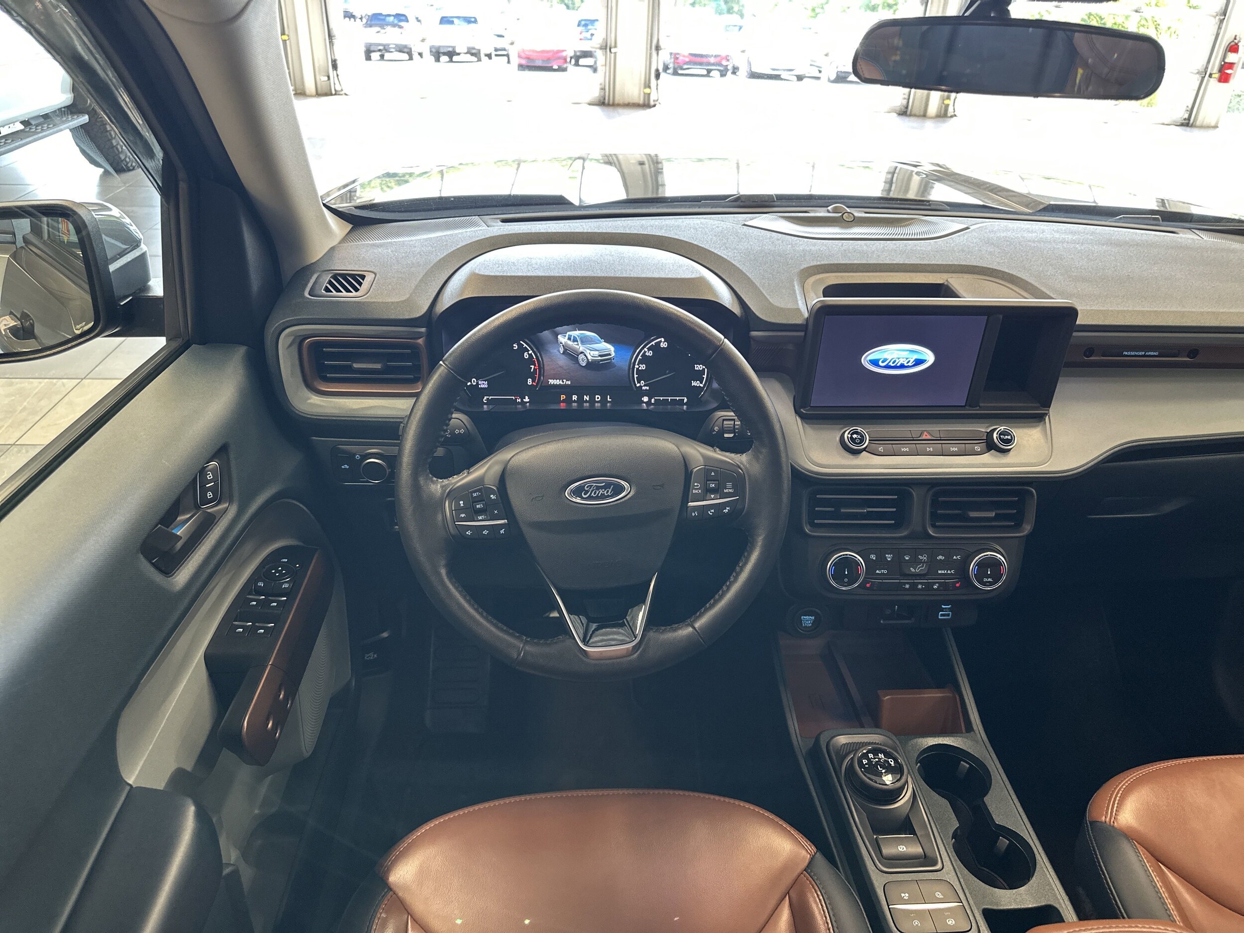 2022 Ford Maverick Lariat photo 2