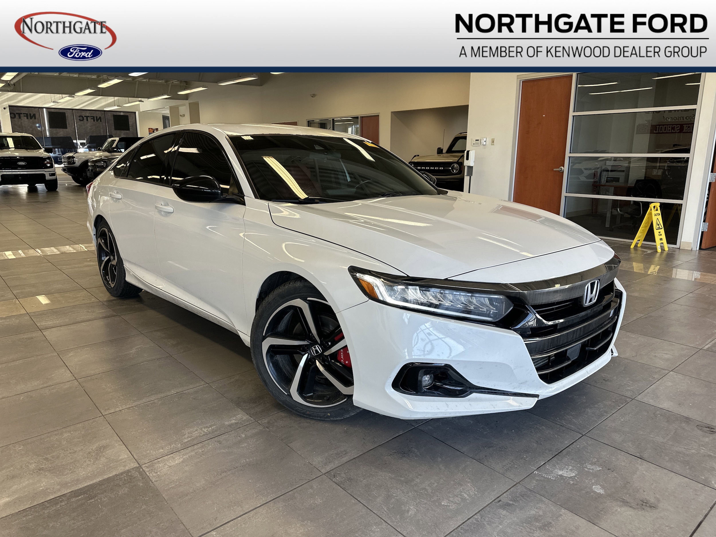 2021 Honda Accord Sport's photo