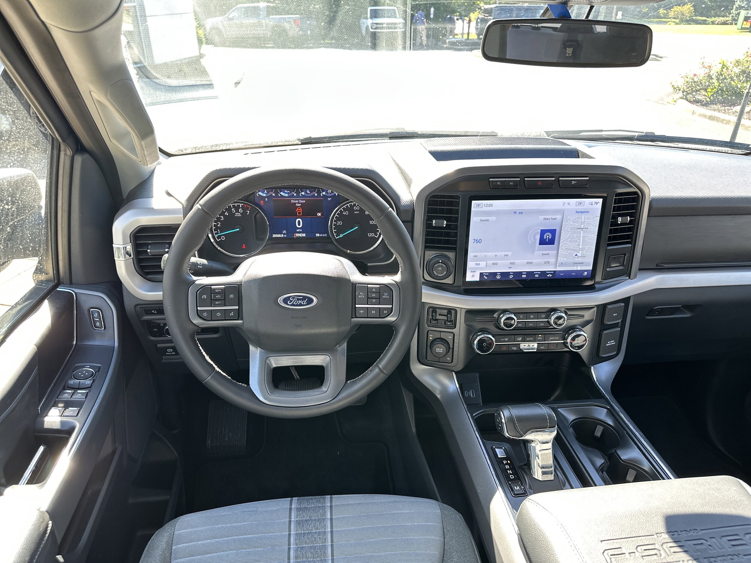 2023 Ford F-150 XLT photo 2