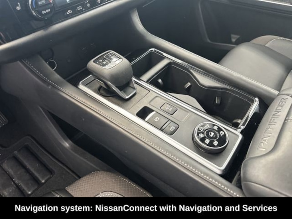 Used 2025 Nissan Pathfinder SL SUV