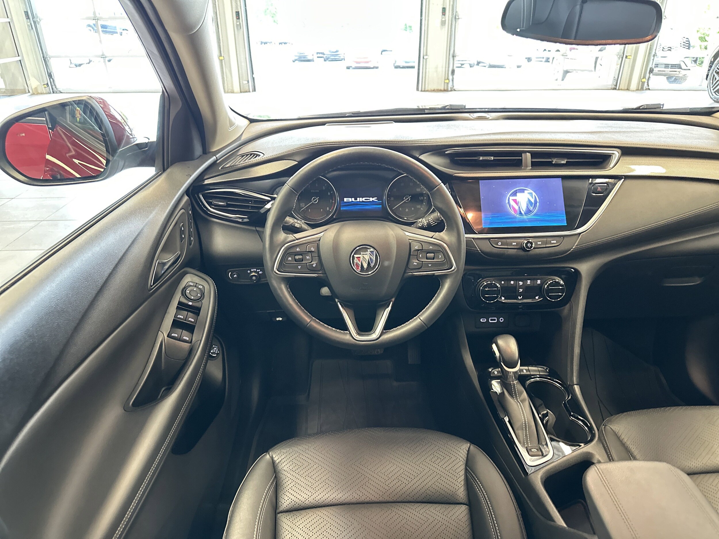 2023 Buick Encore GX Essence photo 2