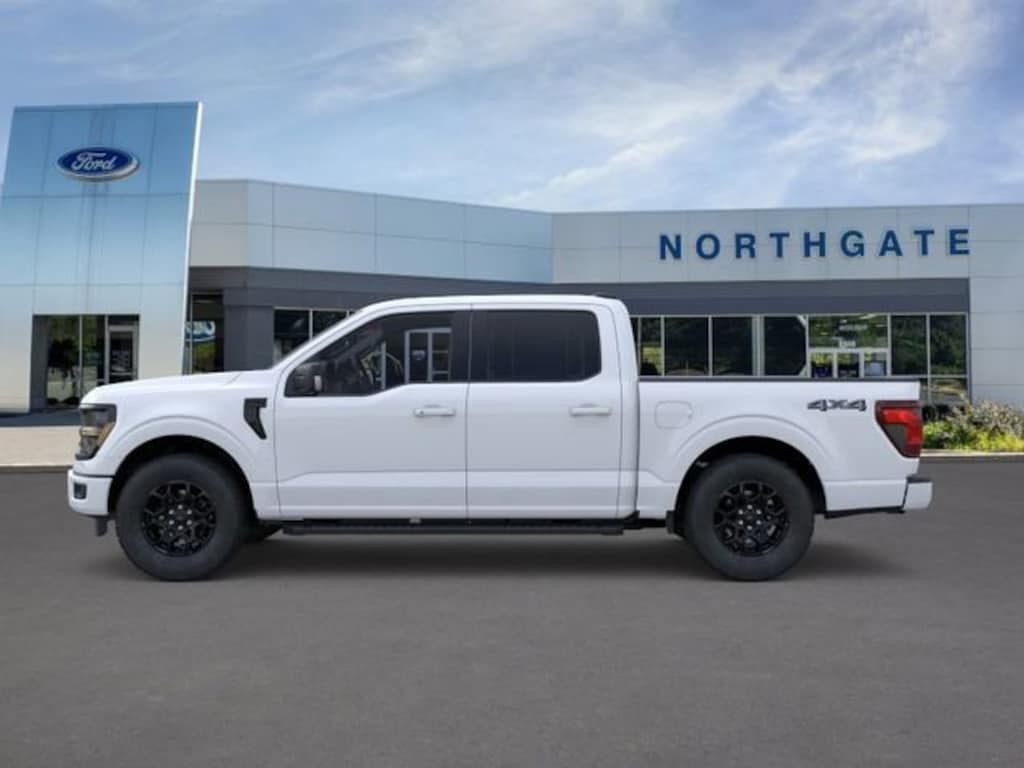 New 2026 Ford F-150 XLT Truck SuperCrew Cab
