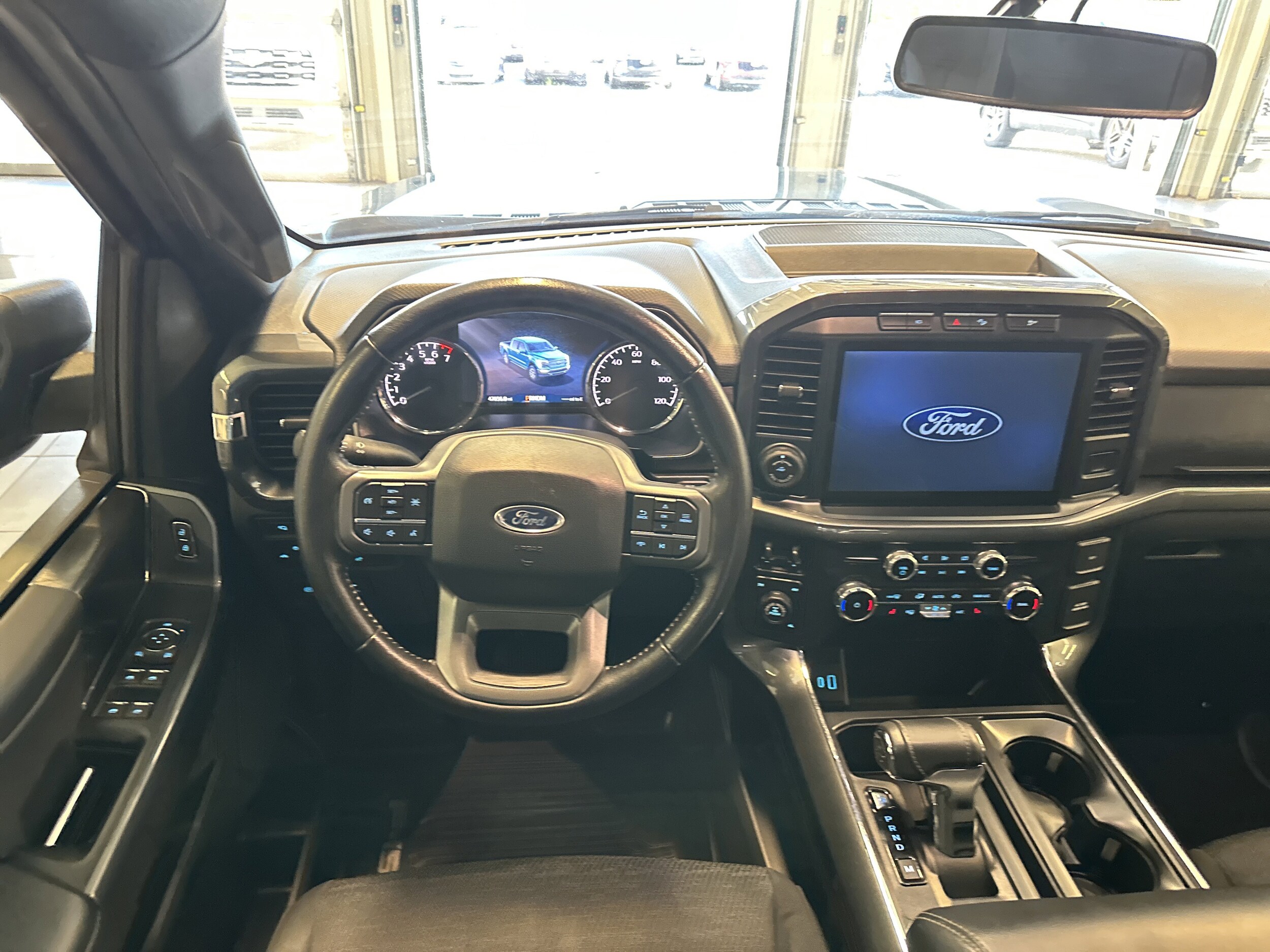 2022 Ford F-150 XLT photo 2