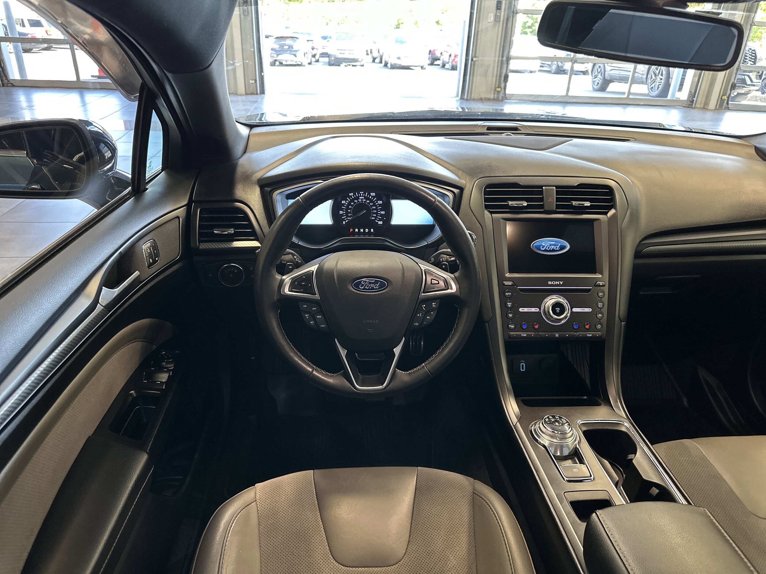2018 Ford Fusion Sport photo 2