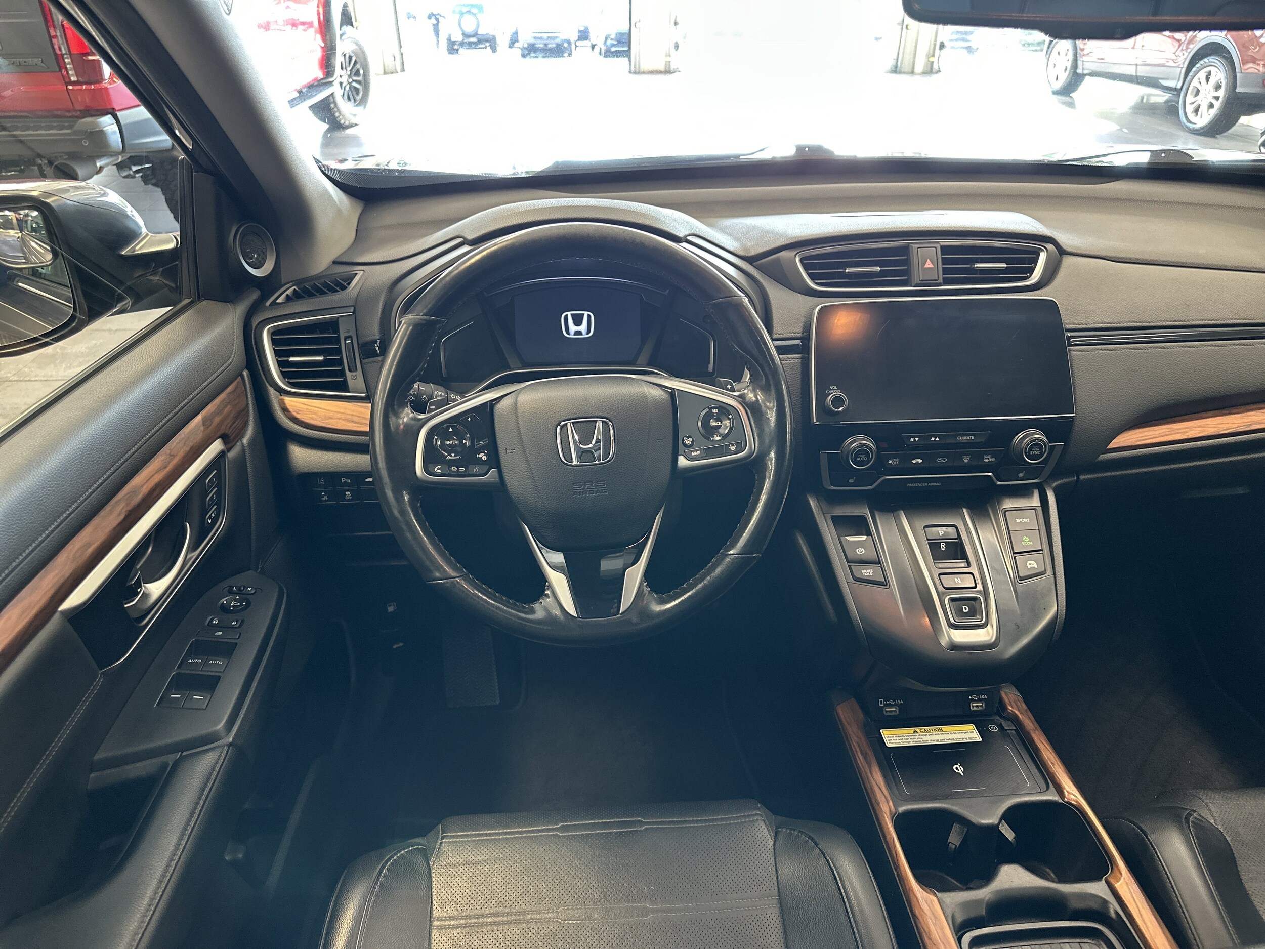 2020 Honda CR-V Hybrid Touring photo 2