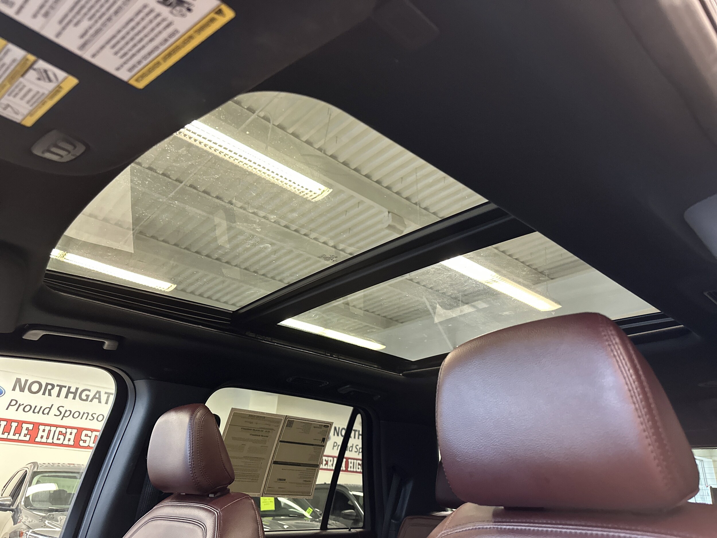 2022 Ford Expedition Limited photo 3