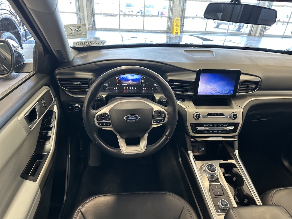 Used 2023 Ford Explorer XLT SUV
