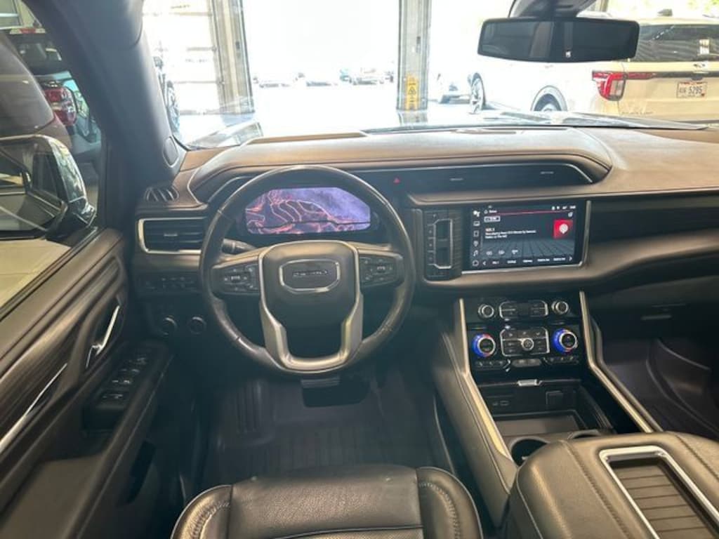 Used 2022 GMC Yukon XL Denali SUV