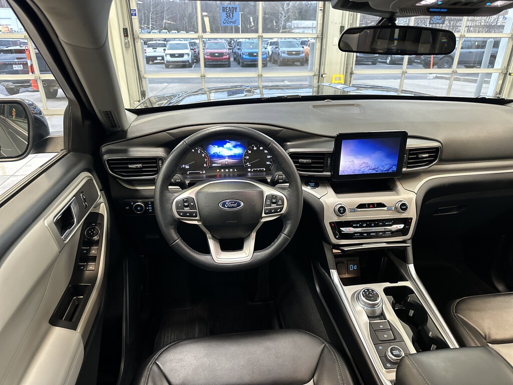 Used 2023 Ford Explorer XLT SUV
