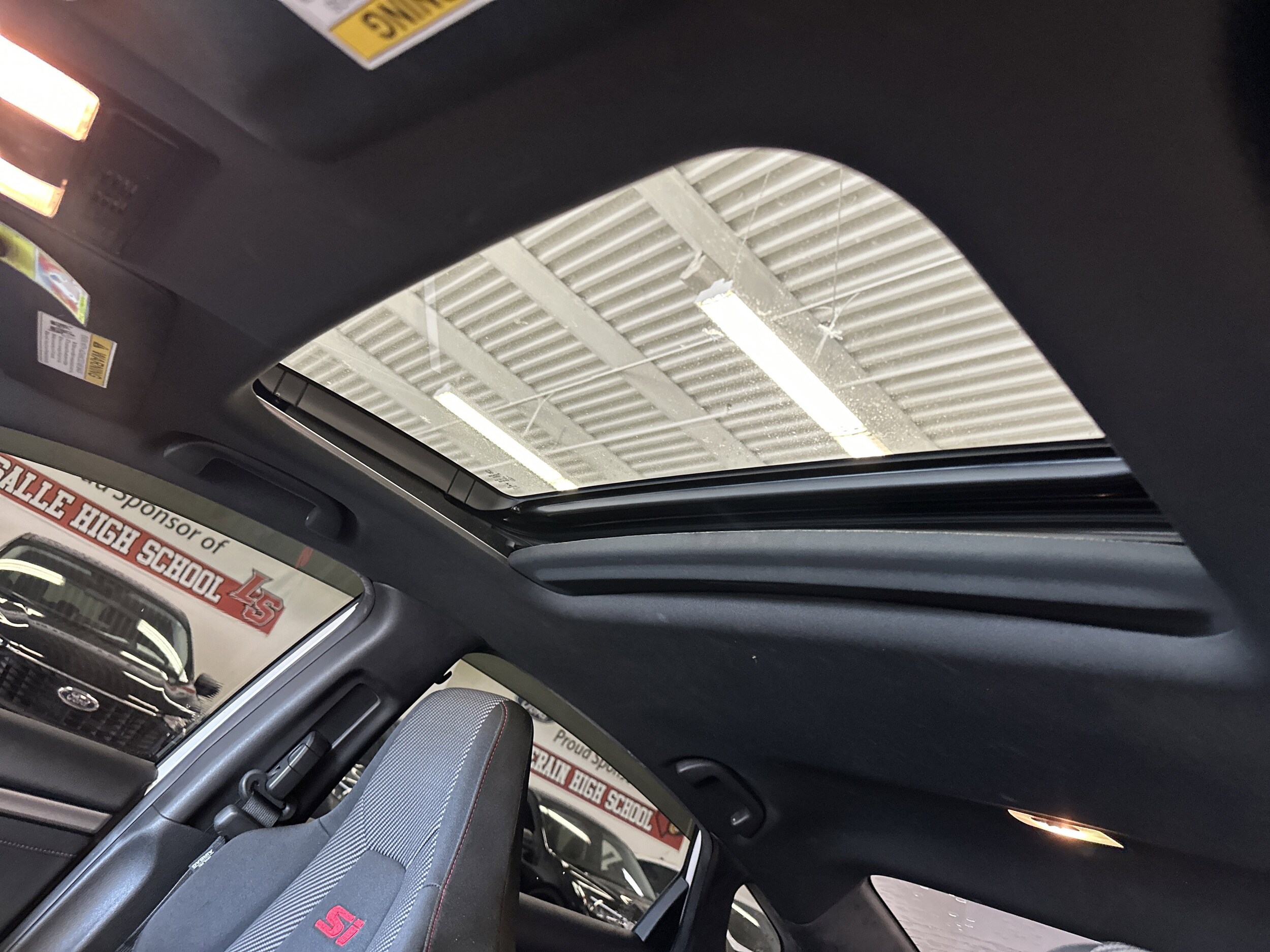 2019 Honda Civic Si photo 4
