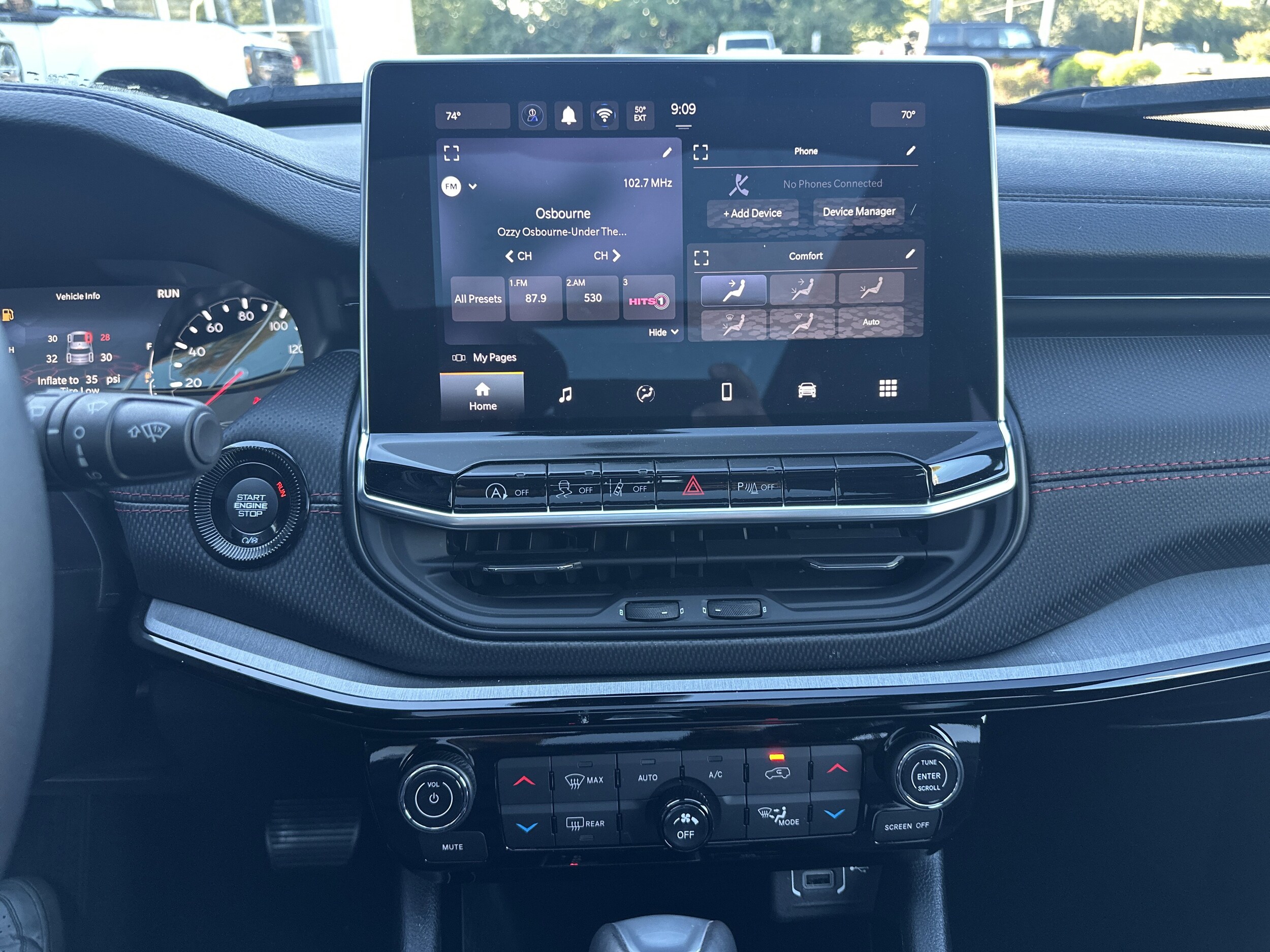 2024 Jeep Compass Trailhawk photo 3