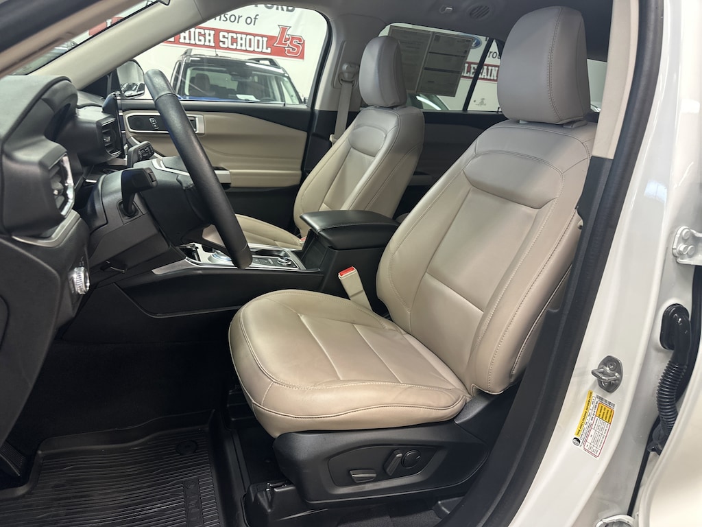 Certified 2022 Ford Explorer XLT SUV
