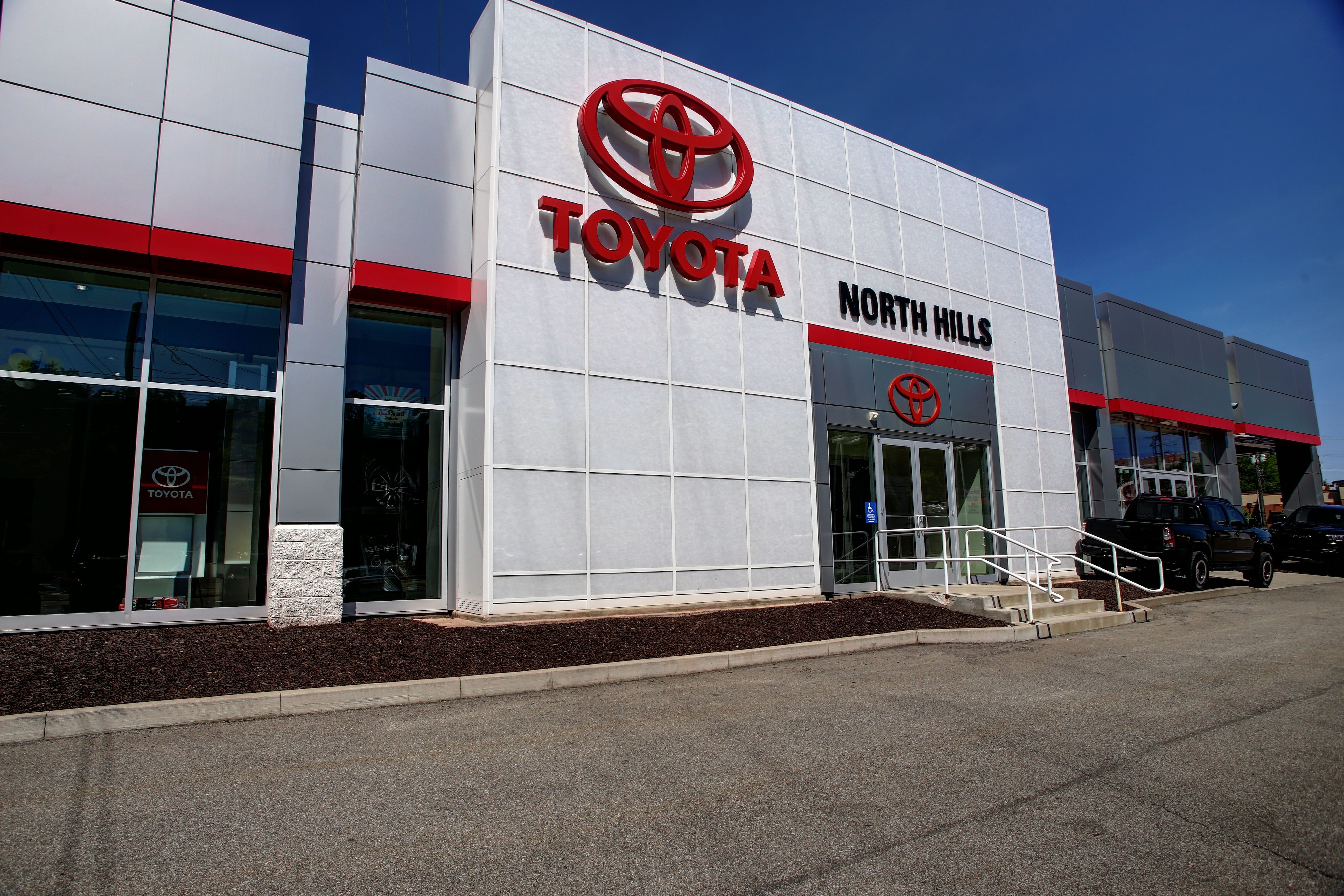 Toyota Service Center Toyota Repairs In Pittsburgh Pa