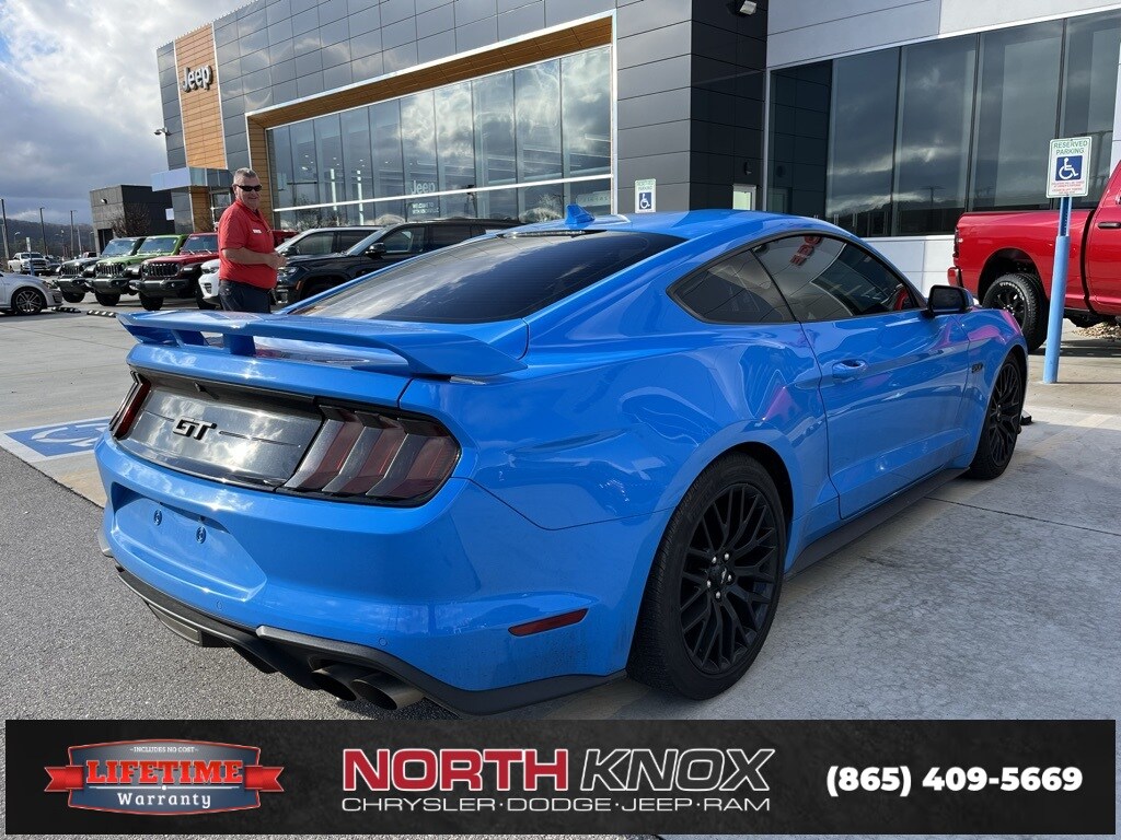 2022 Ford Mustang GT Premium photo 4