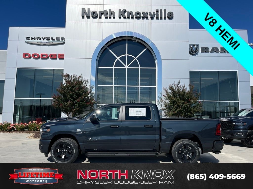 New 2026 Ram 1500 EXPRESS CREW CAB 4X4 5'7 BOX Pickup
