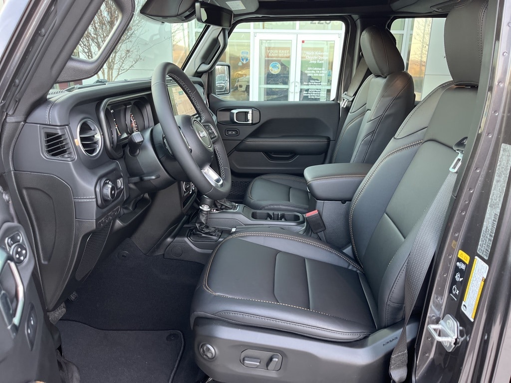 New 2026 Jeep Wrangler 4-DOOR SAHARA Sport Utility