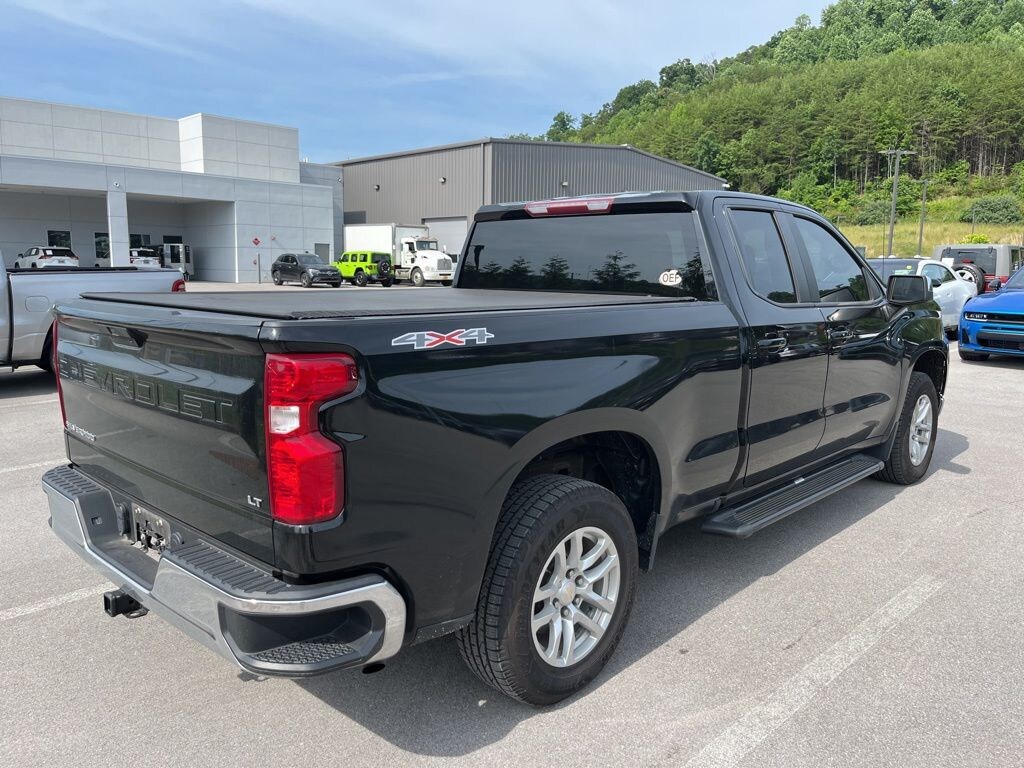 Used 2020 Chevrolet Silverado 1500 LT Truck