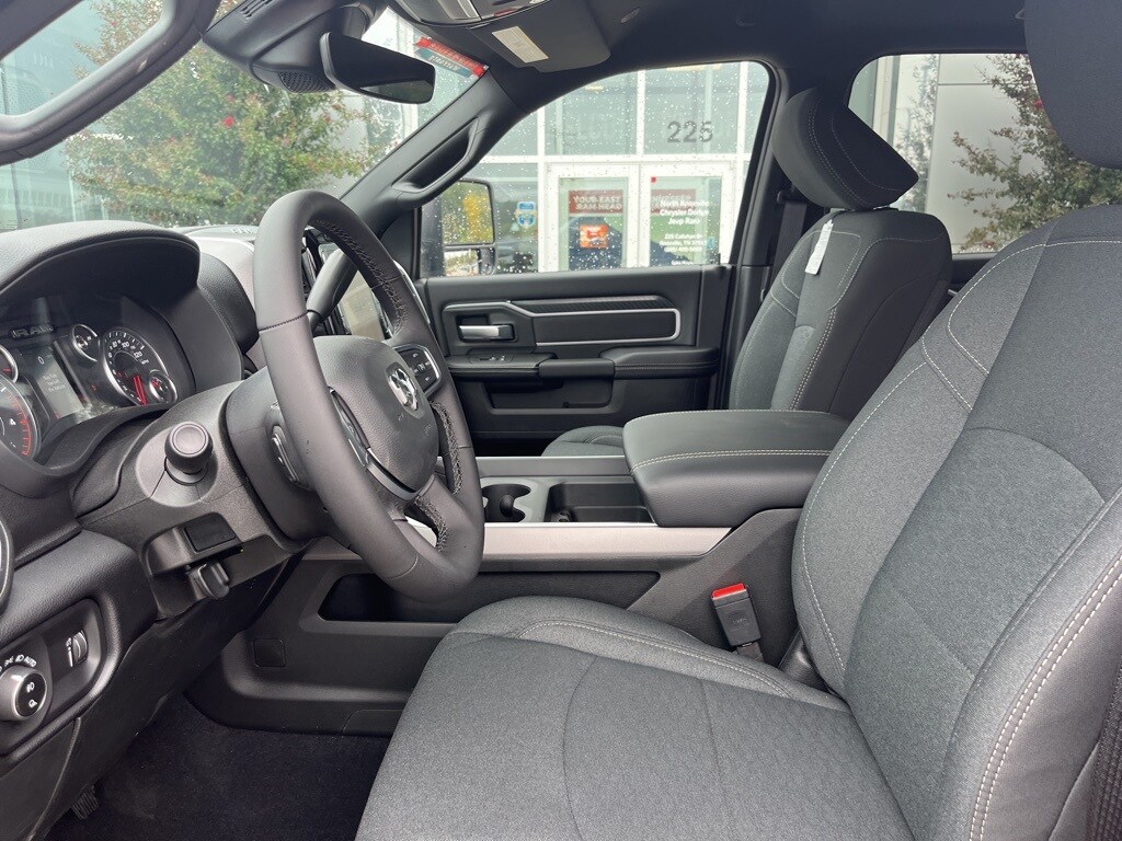 2026 Ram 2500 Big Horn photo 3