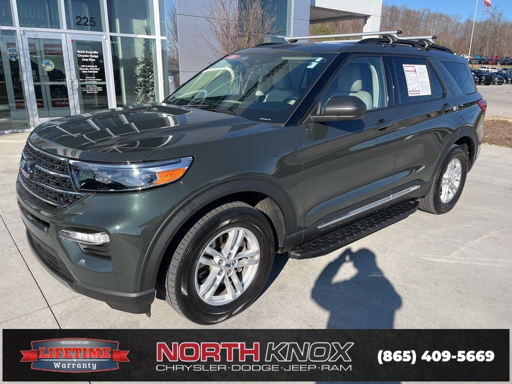 2023 Ford Explorer XLT's photo