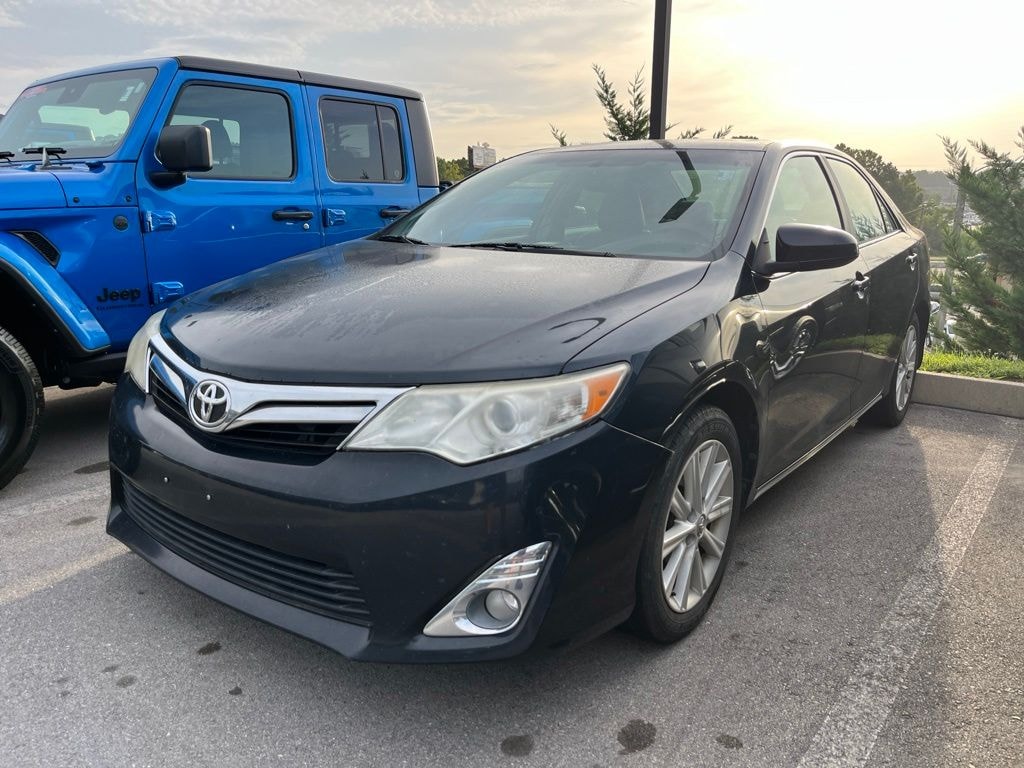 Used 2014 Toyota Camry XLE Sedan