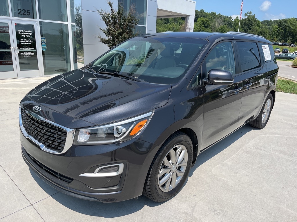 Used 2020 Kia Sedona EX with VIN KNDMB5C13L6648544 for sale in Knoxville, TN