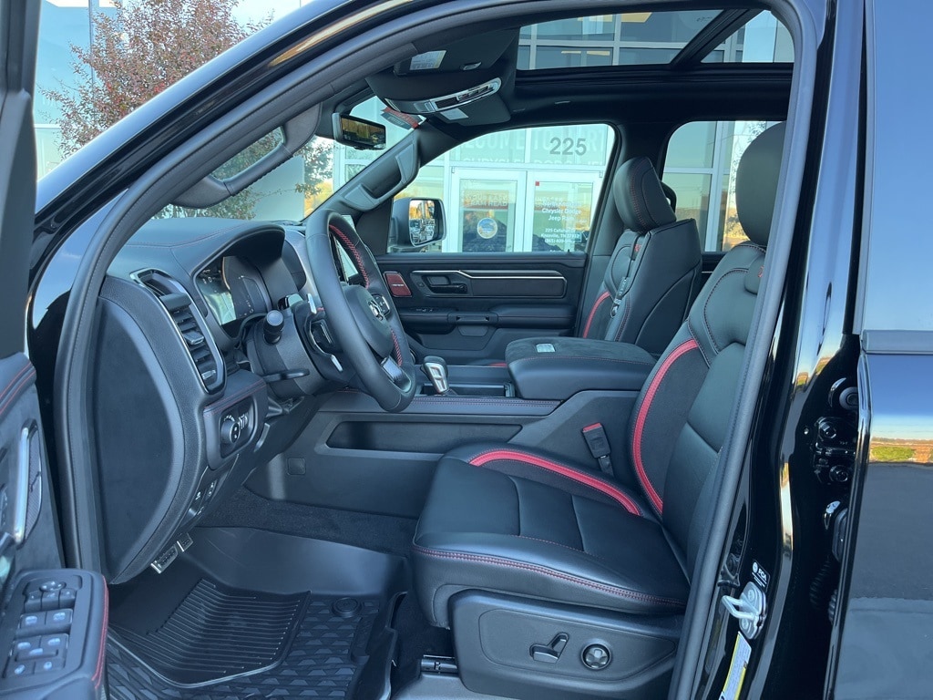 New 2026 Ram 1500 RHO CREW CAB 4X4 5'7 BOX Pickup