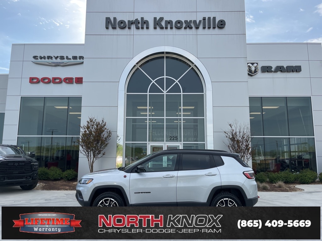 Used 2024 Jeep Compass Trailhawk with VIN 3C4NJDDN3RT171499 for sale in Knoxville, TN