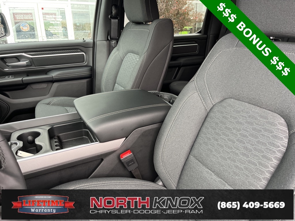 New 2026 Ram 1500 BIG HORN CREW CAB 4X4 5'7 BOX Pickup