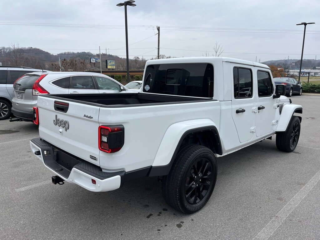 2022 Jeep Gladiator Overland photo 4