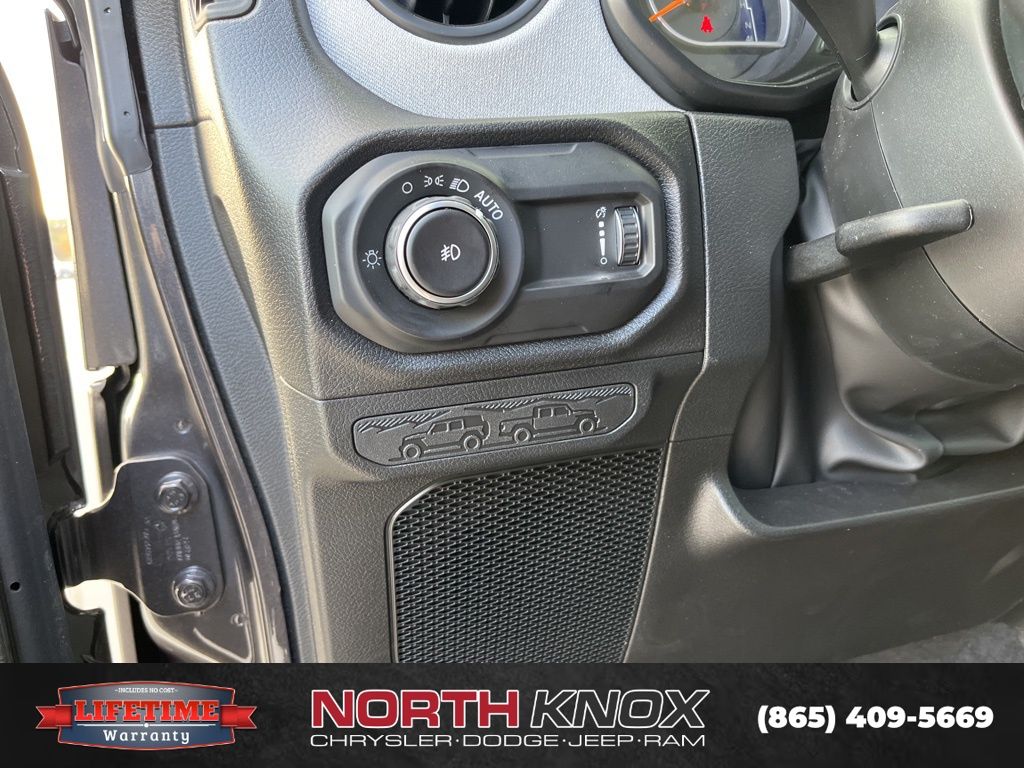 2026 Jeep Wrangler 2-Door Willys - Photo 8