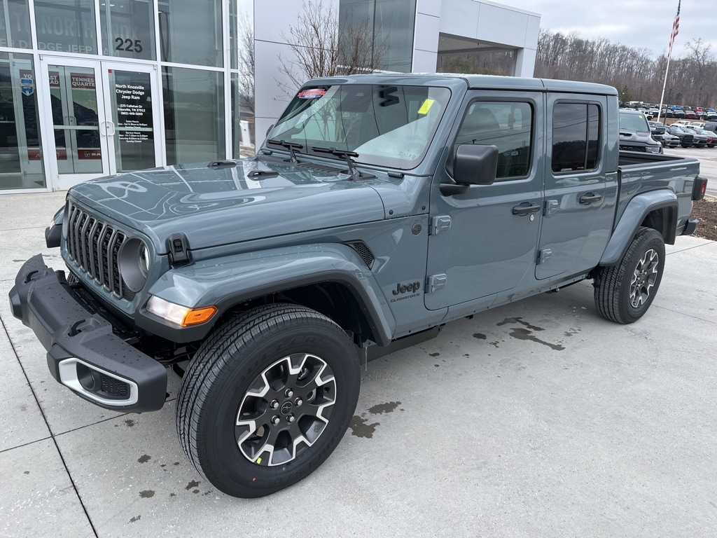 New 2026 Jeep Gladiator SAHARA 4X4 Pickup