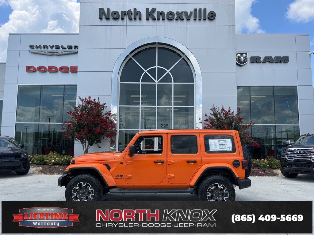 2025 Jeep Wrangler Sahara photo 2