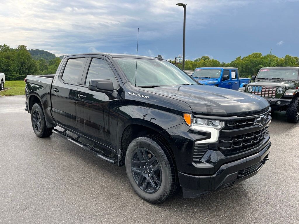 Used 2024 Chevrolet Silverado 1500 RST Truck