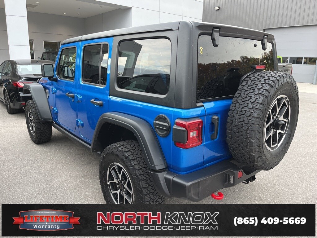 2025 Jeep Wrangler Rubicon photo 3