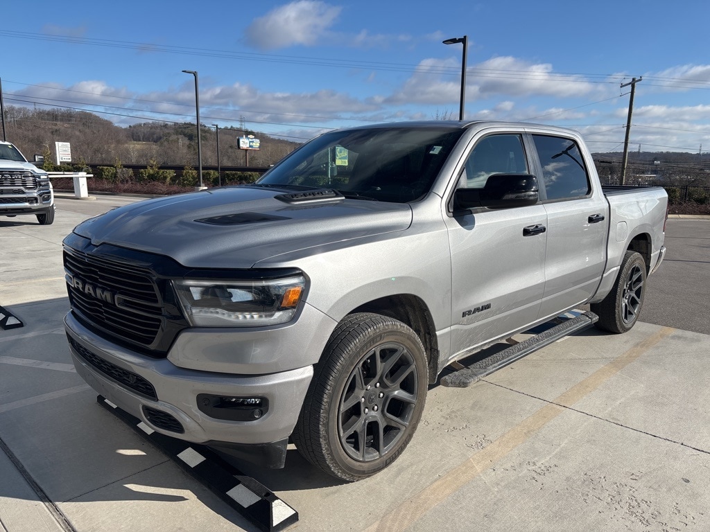 2024 RAM Ram 1500 Pickup Laramie's photo