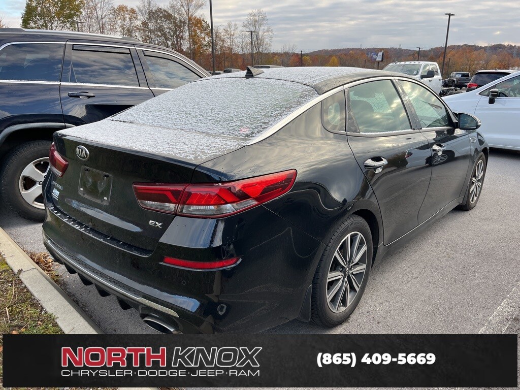 2019 Kia Optima EX photo 3
