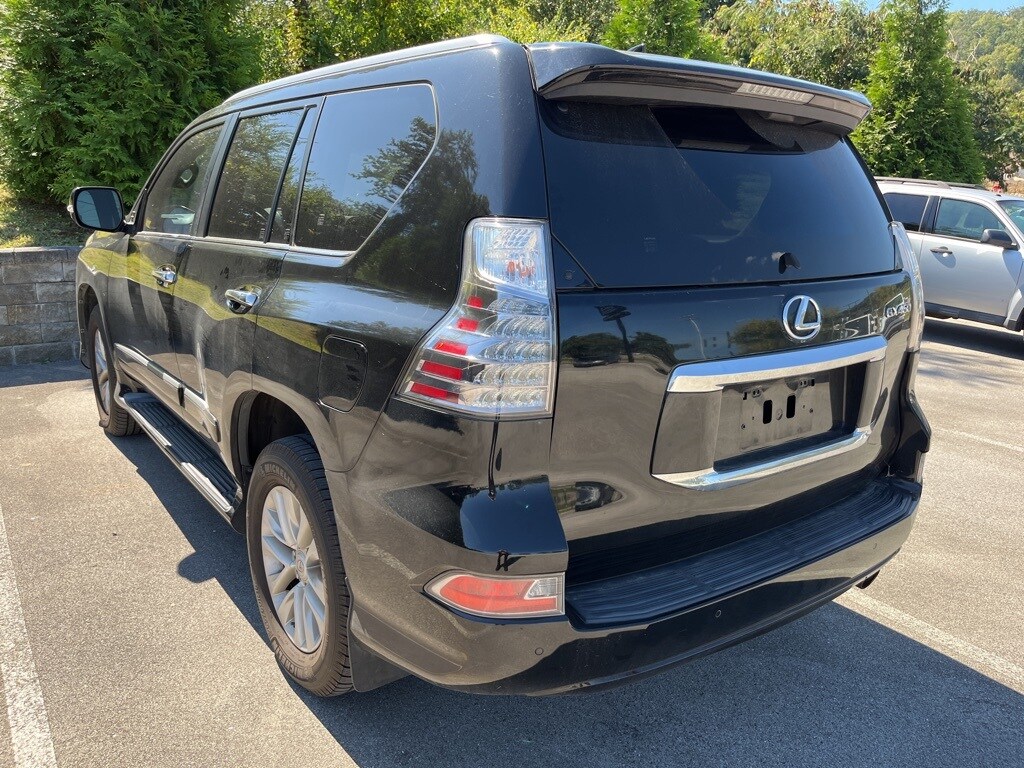 2016 Lexus GX 460 photo 4