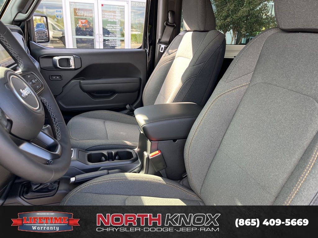 2026 Jeep Wrangler 2-Door Willys - Photo 4