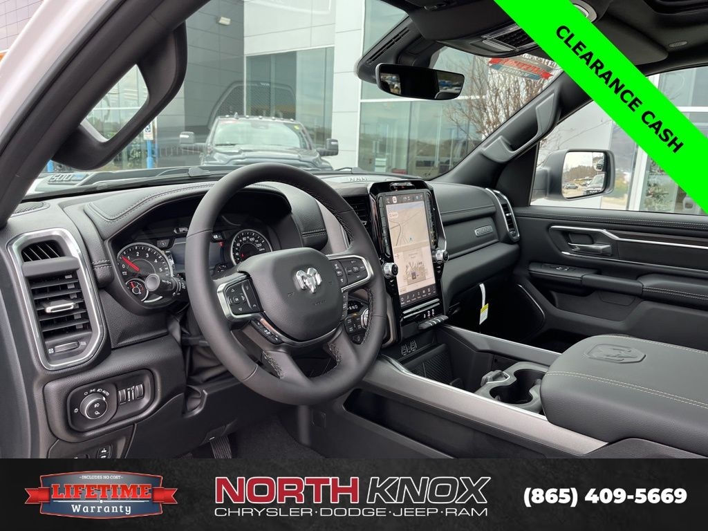 New 2026 Ram 1500 LARAMIE CREW CAB 4X4 5'7 BOX Pickup